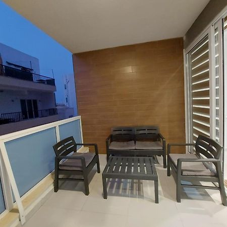 Centre Point Comfort Apartment Bahía de San Pablo Exterior foto